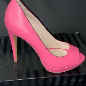 Guava Pink platform peep toe pump